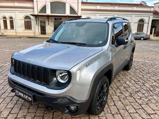 JEEP RENEGADE 2.0 16V TURBO DIESEL MOAB 4P 4X4 AUTOMÁTICO JEEP RENEGADE 2.0 16V TURBO DIESEL MOAB 4P 4X4 AUTOMÁTICO
